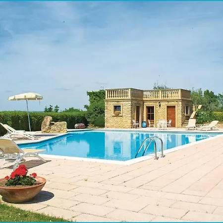 Corneto 2 * ポマランチェ